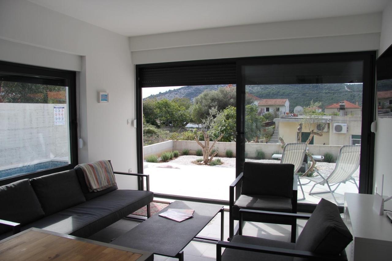 Domo Oliveto Villa Vinišće Exteriör bild